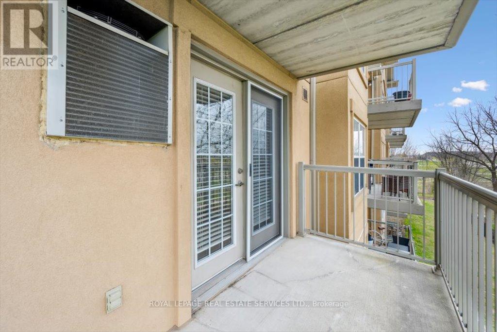 303 - 1490 Bishops Gate, Oakville, Ontario  L6M 4N3 - Photo 11 - W13234436