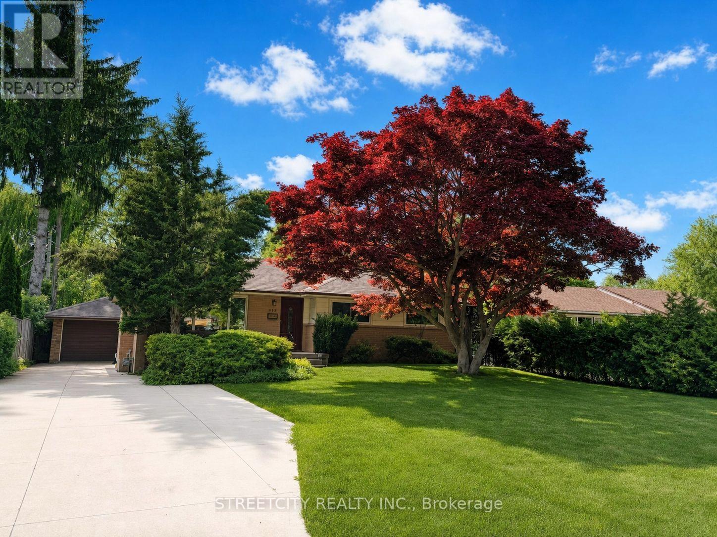 444 Scenic Drive, London South, Ontario  N5Z 3A8 - Photo 1 - X13234646