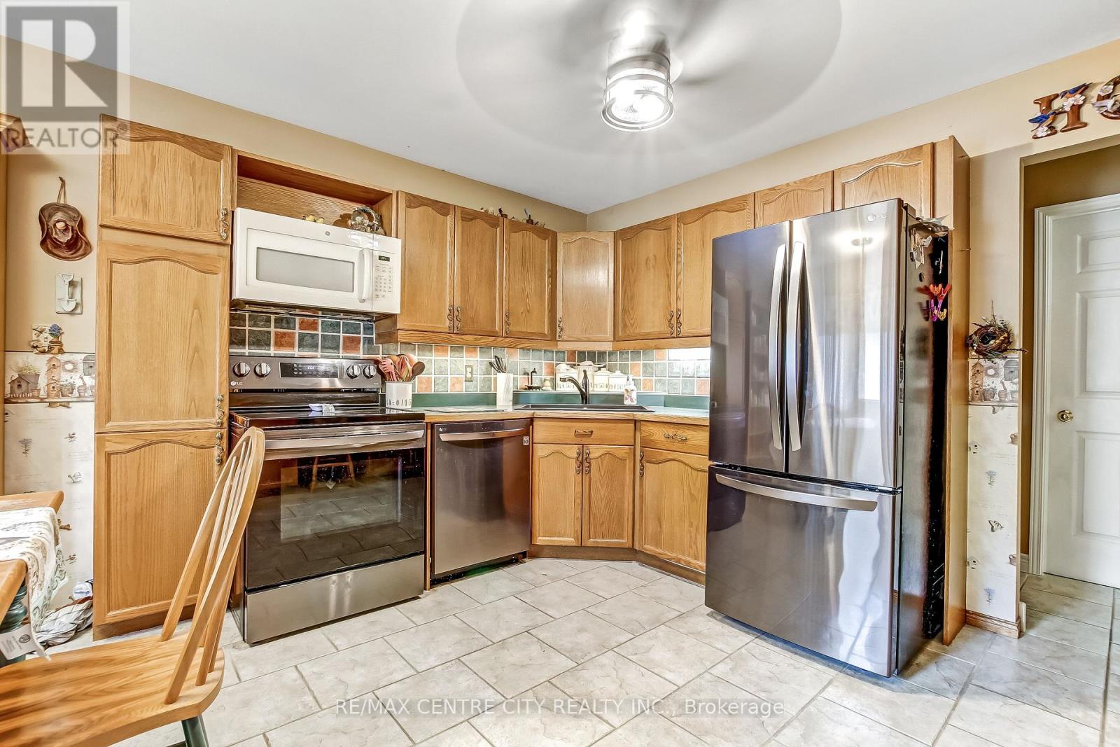 11 Willow Street, St. Thomas, Ontario  N5R 5Z7 - Photo 11 - X13234674