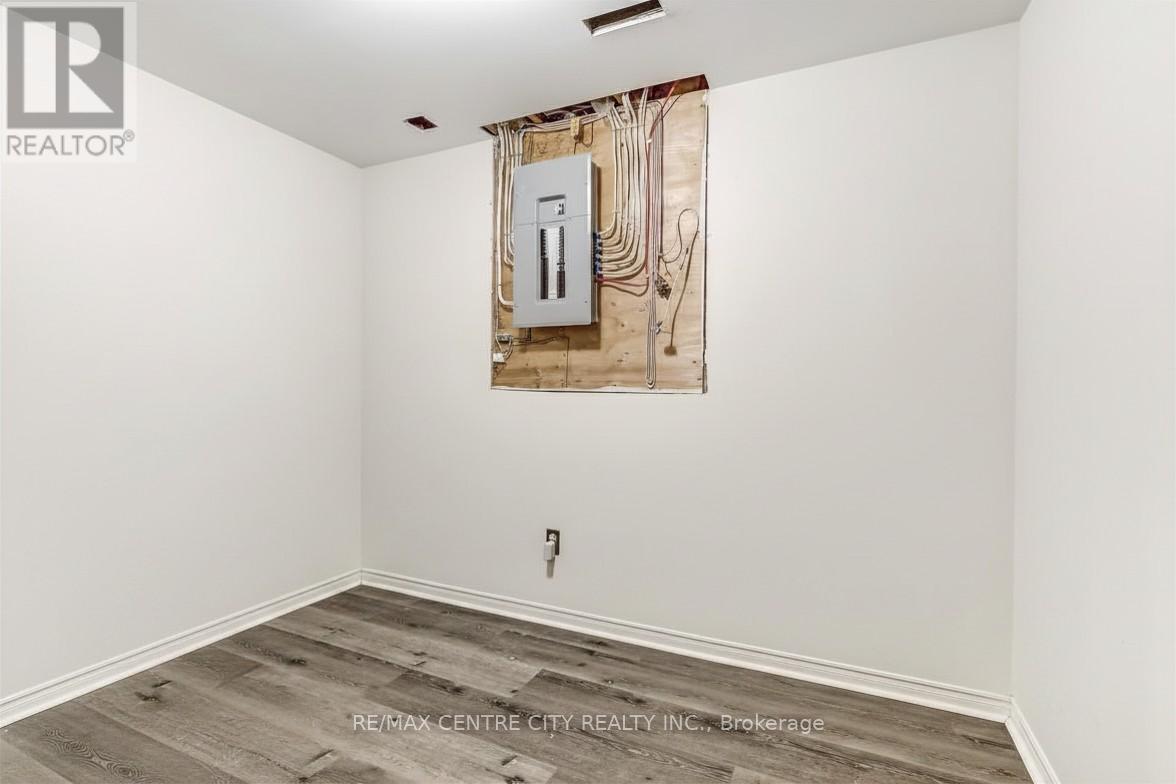 11 Willow Street, St. Thomas, Ontario  N5R 5Z7 - Photo 17 - X13234674