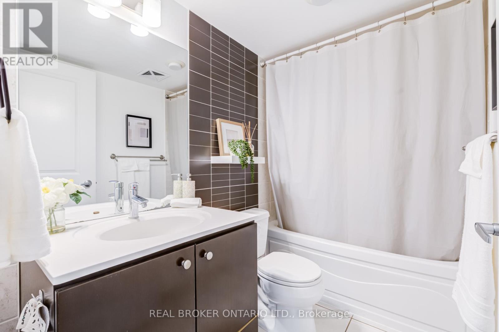 2806 - 225 Sherway Gardens Road, Toronto, Ontario  M9C 0A3 - Photo 13 - W13234478