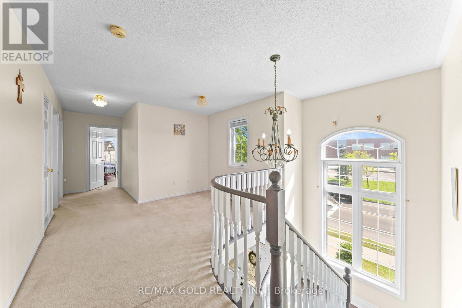261 Mountainash Road, Brampton, Ontario  L6R 3M3 - Photo 25 - W13234490