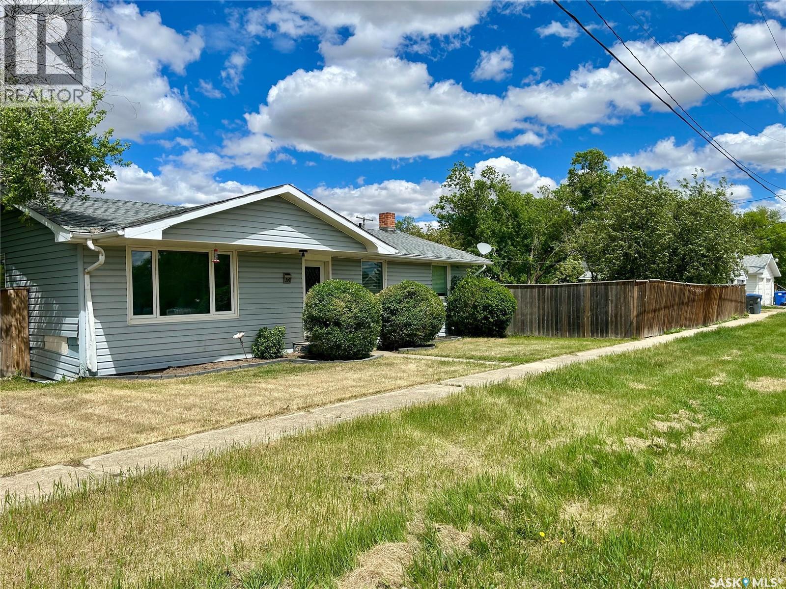 300 Main Street, Lang, Saskatchewan  S0G 2W0 - Photo 2 - SK038090