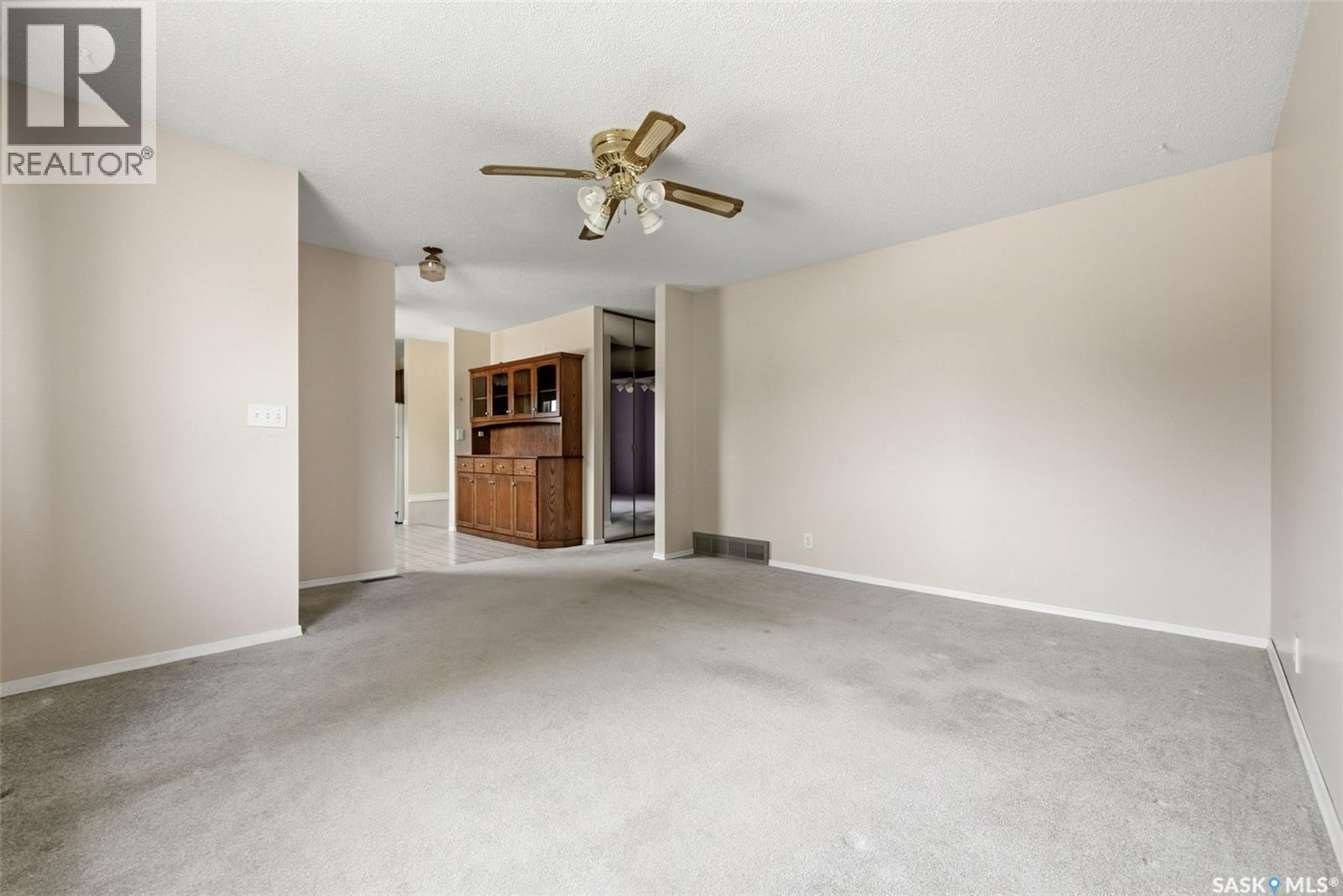 204 1st Avenue, Vibank, Saskatchewan  S0G 4Y0 - Photo 6 - SK037988