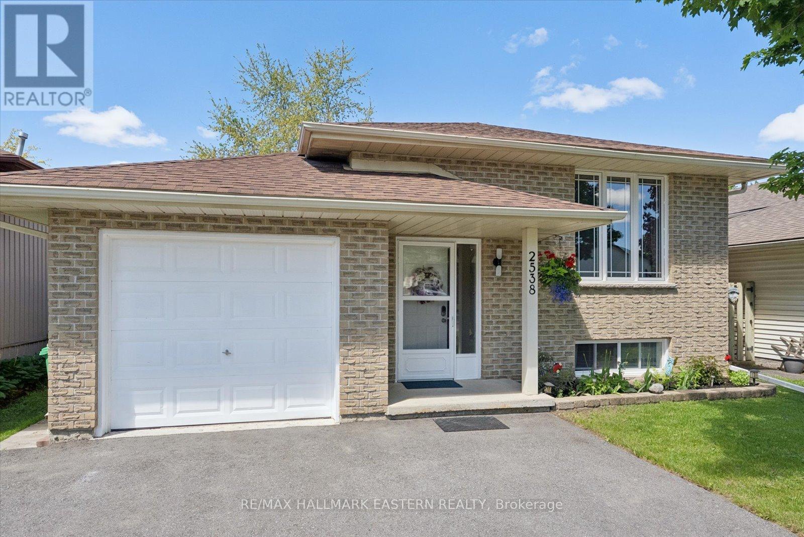 2538 Foxmeadow Road, Peterborough, Ontario  K9L 1X2 - Photo 2 - X13234600
