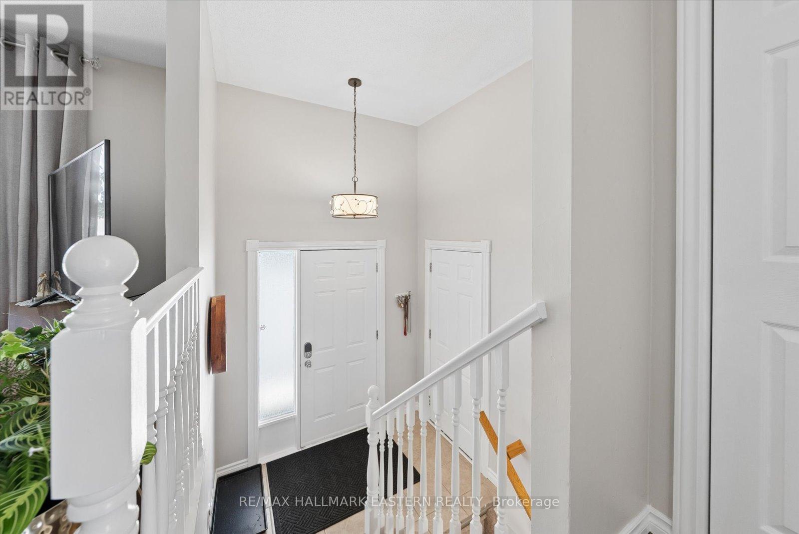 2538 Foxmeadow Road, Peterborough, Ontario  K9L 1X2 - Photo 3 - X13234600