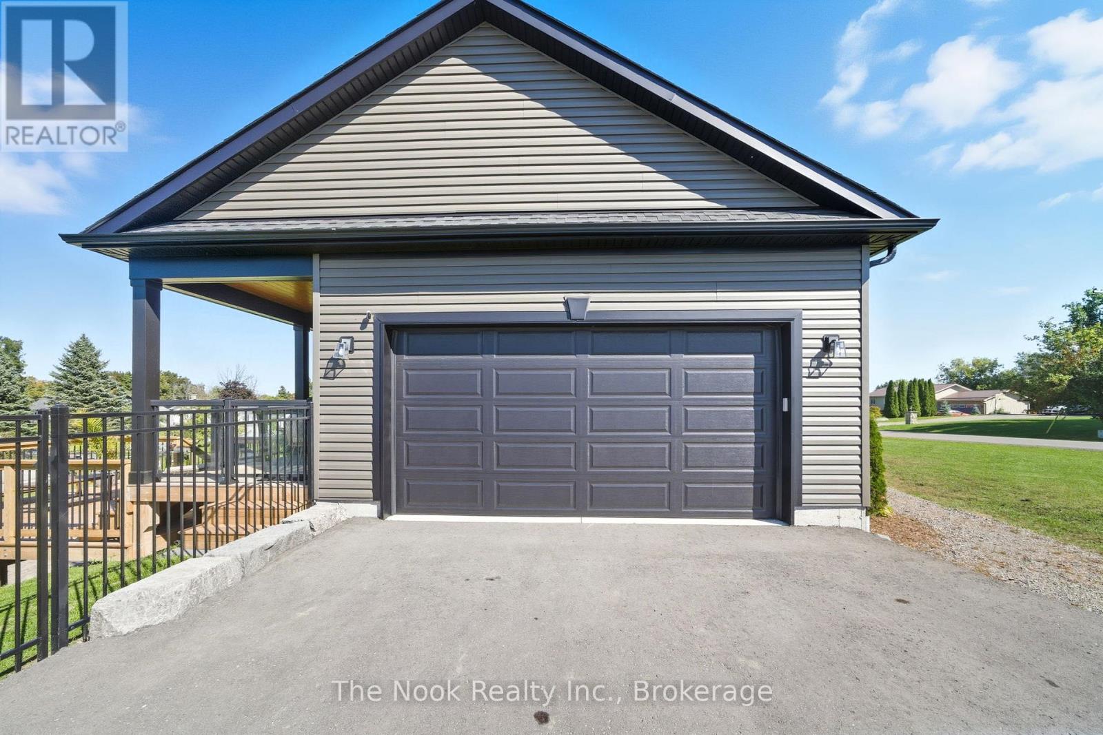 39 Helen Crescent, Kawartha Lakes, Ontario  K0M 2C0 - Photo 2 - X13234642