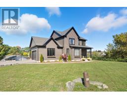 39 HELEN CRESCENT, Kawartha Lakes, Ontario