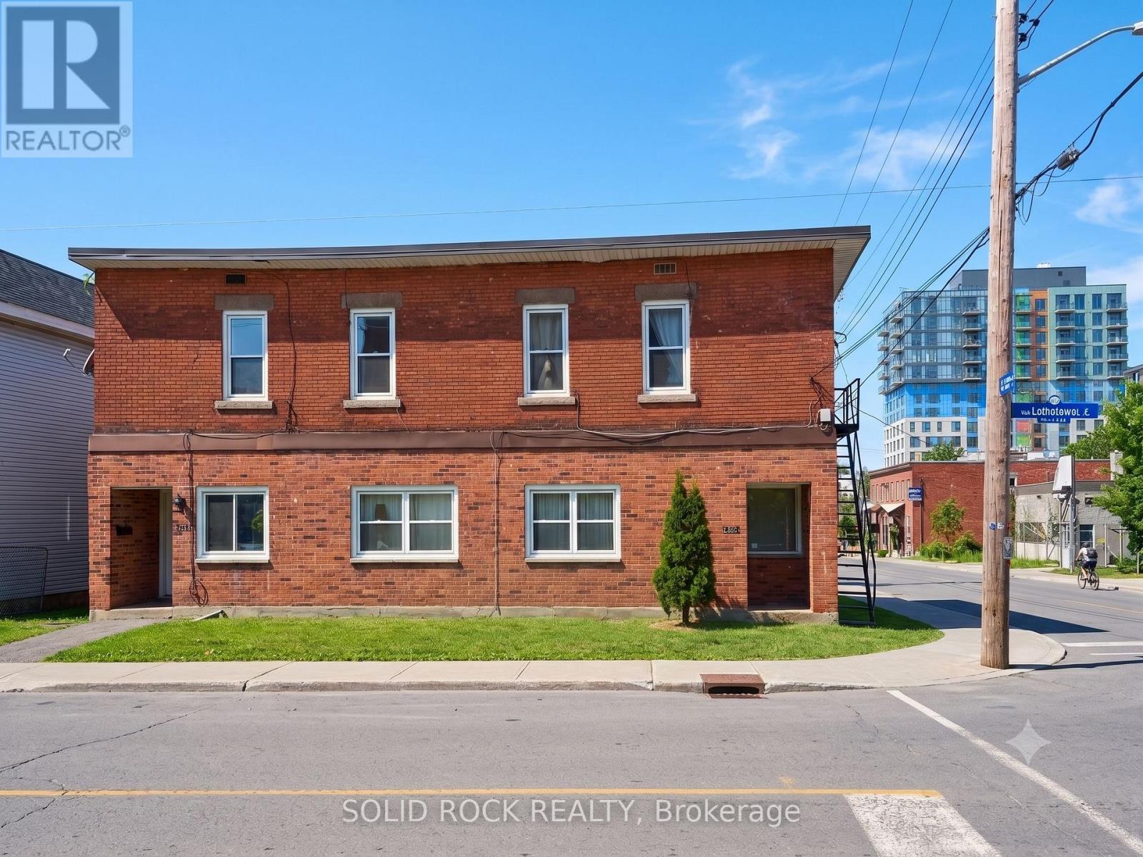 228 Lebreton Street N, Ottawa, Ontario  K1R 7J3 - Photo 1 - X13234604