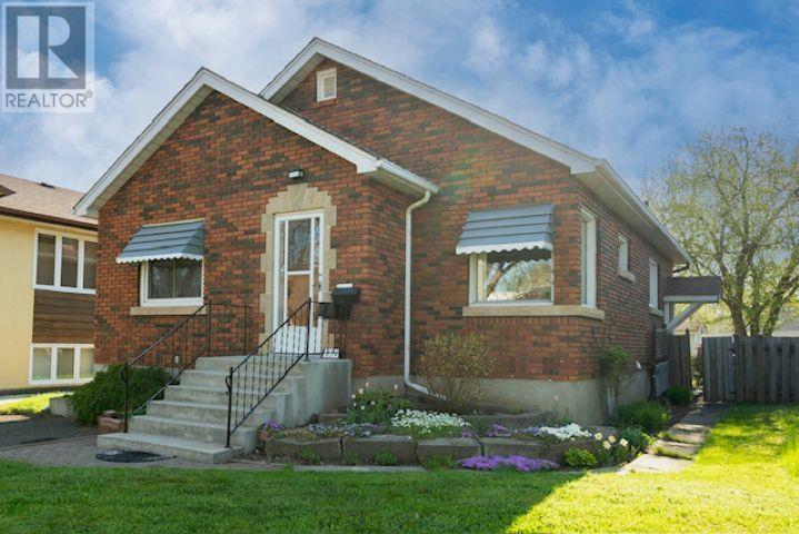 834 Syndicate Ave N, Thunder Bay, Ontario