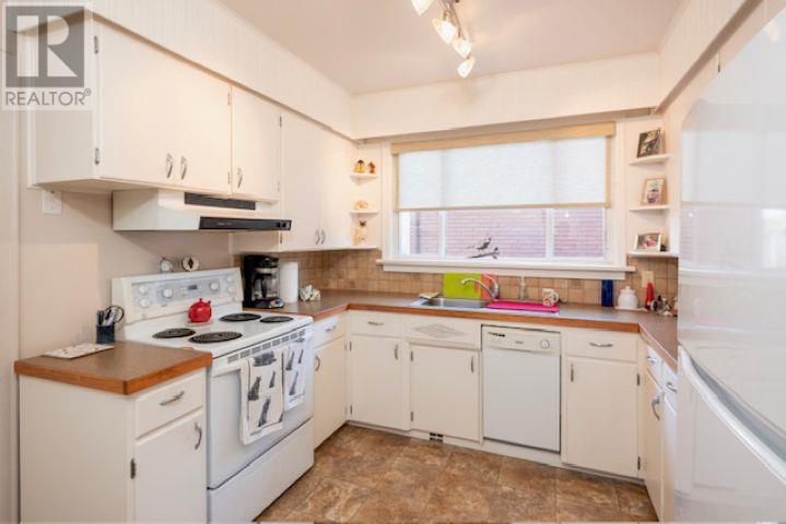 834 Syndicate Ave N, Thunder Bay, Ontario  P7C 3X5 - Photo 7 - TB2601305