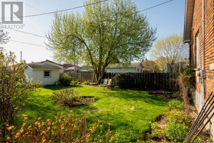 834 Syndicate Ave N, Thunder Bay, Ontario  P7C 3X5 - Photo 26 - TB2601305