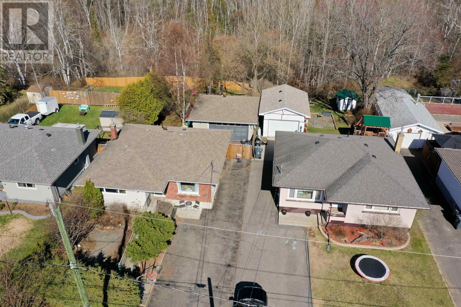 43 Strathcona Ave, Thunder Bay, Ontario  P7A 1R8 - Photo 3 - TB2601326