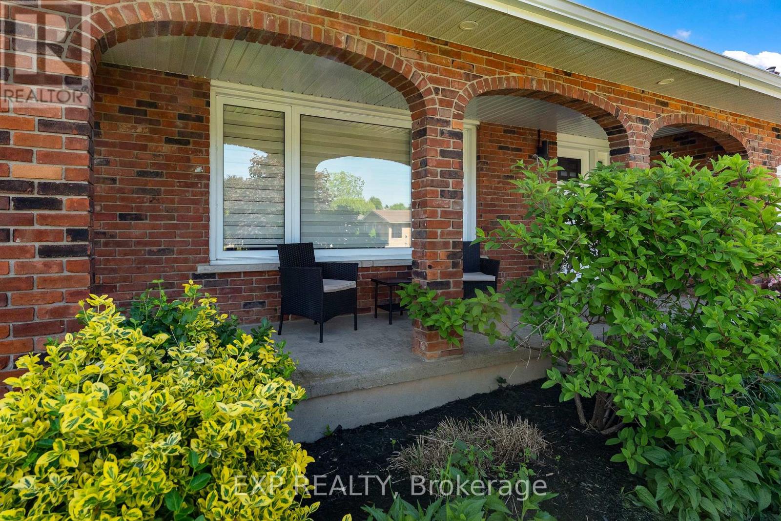 7260 Casey Street, Niagara Falls, Ontario  L2J 3R3 - Photo 4 - X13234634