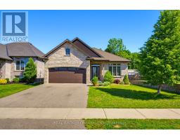 11 COTTONWOOD STREET, Norfolk, Ontario
