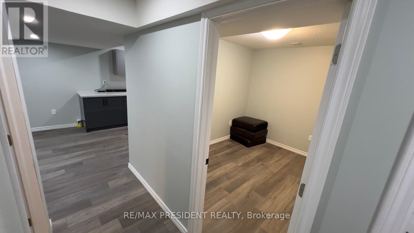 Basement - 592 Florencedale Crescent, Kitchener, Ontario  N2R 0N4 - Photo 10 - X13234208
