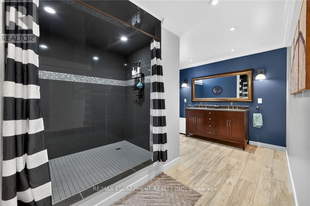 5 Royal Troon Drive, Brant, Ontario  N0E 1R0 - Photo 31 - X13234210