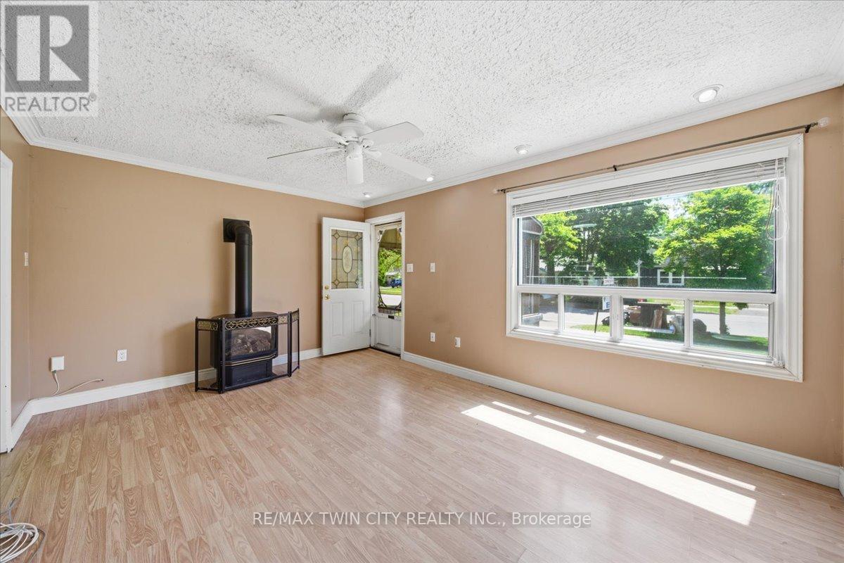 121 Wilkes Street, Brantford, Ontario  N3T 4W4 - Photo 9 - X13234450