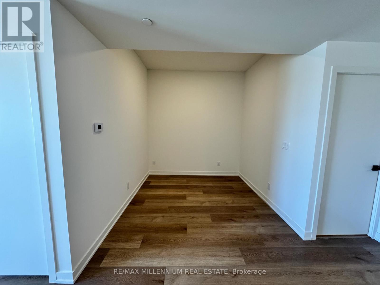 513 - 33 Erie Avenue, Brantford, Ontario  N3S 2E7 - Photo 3 - X13234536