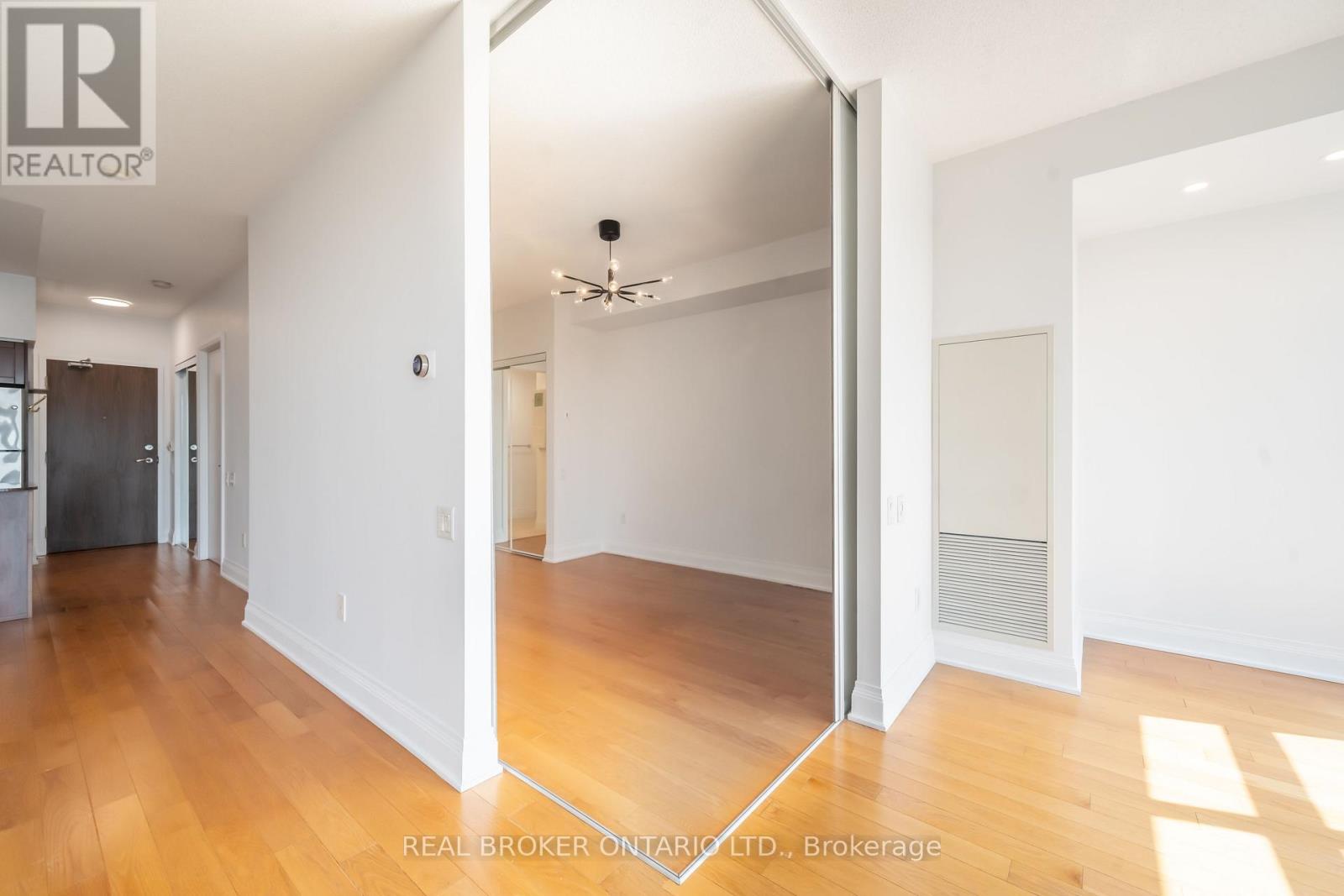 4403 - 2191 Yonge Street, Toronto, Ontario  M4S 3H8 - Photo 12 - C13234556