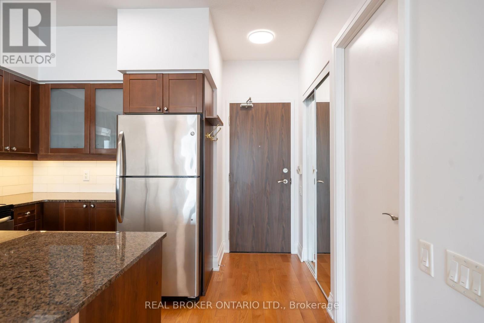 4403 - 2191 Yonge Street, Toronto, Ontario  M4S 3H8 - Photo 2 - C13234556