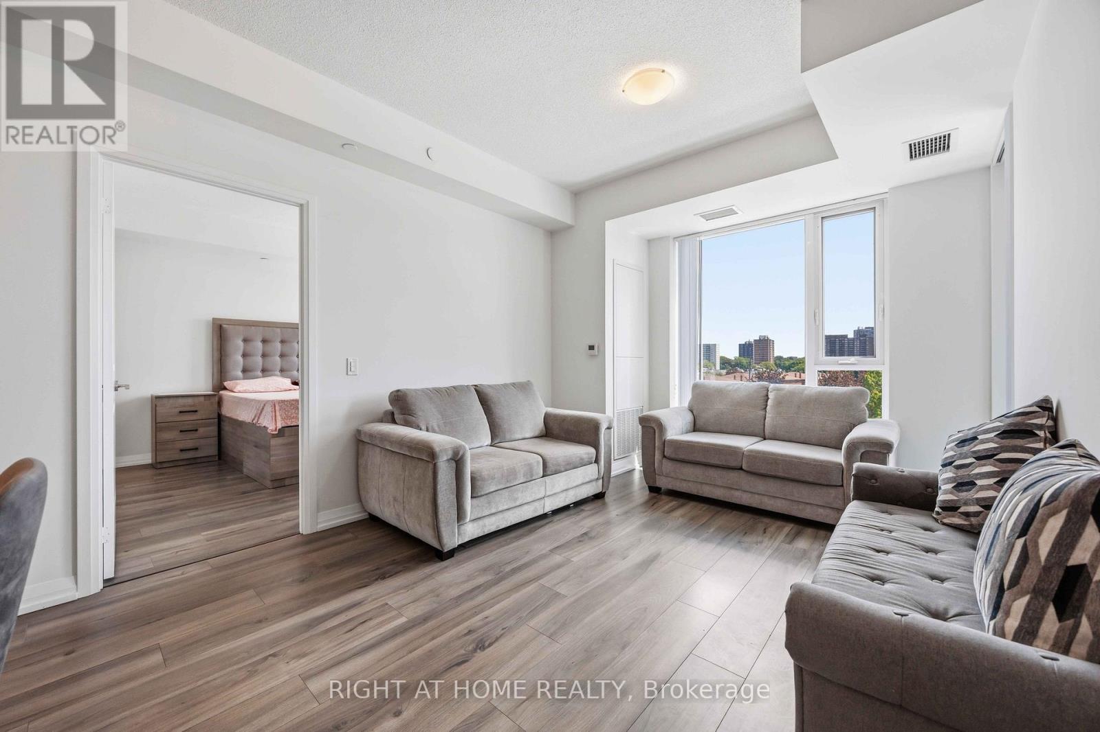 458 - 60 Ann Oreilly Road, Toronto, Ontario  M2J 0C8 - Photo 4 - C13234632