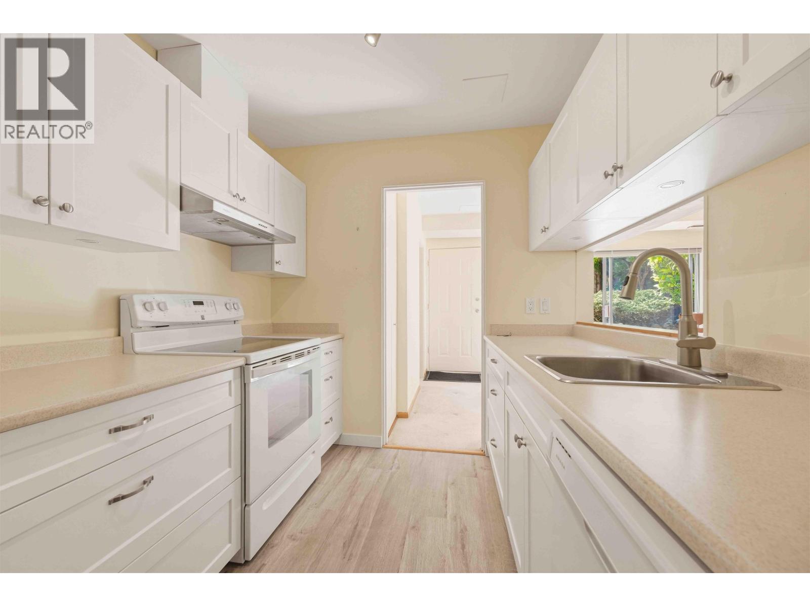 6432 Douglas Street, West Vancouver, British Columbia  V7W 2G2 - Photo 12 - R3131550