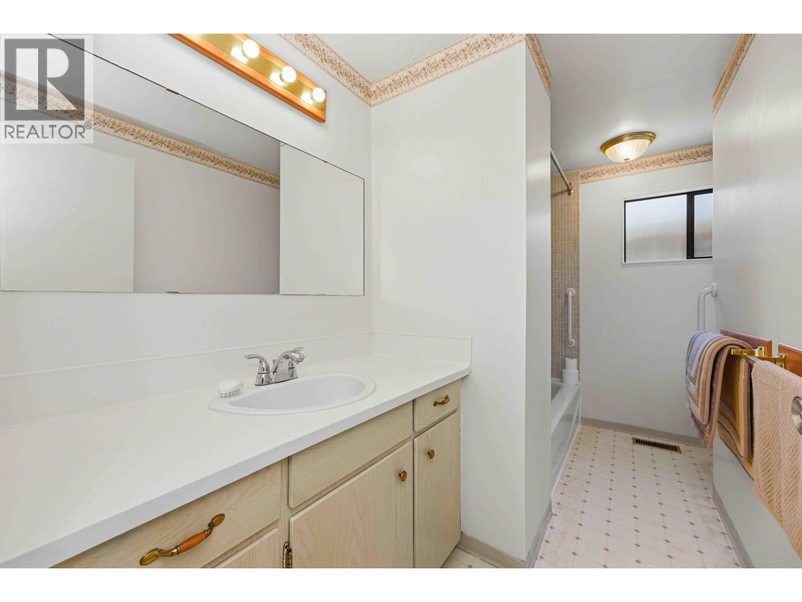 6432 Douglas Street, West Vancouver, British Columbia  V7W 2G2 - Photo 18 - R3131550