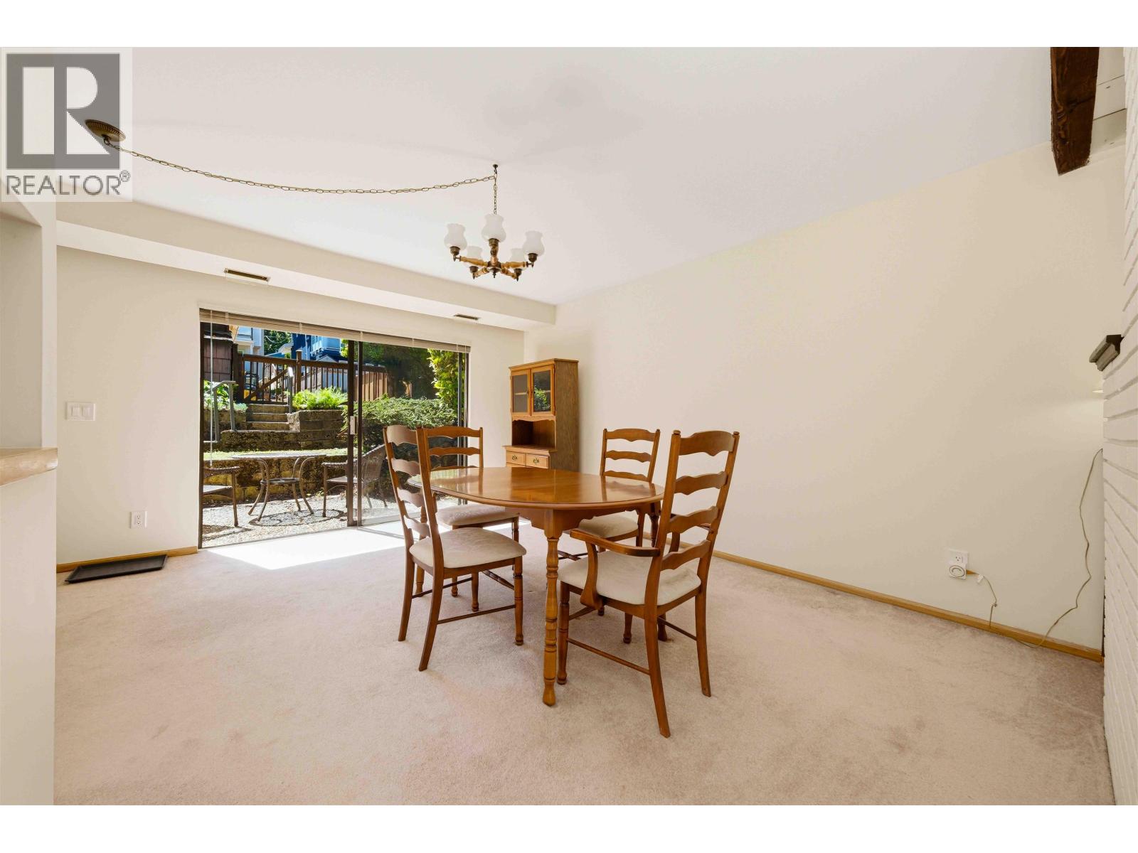 6432 Douglas Street, West Vancouver, British Columbia  V7W 2G2 - Photo 7 - R3131550