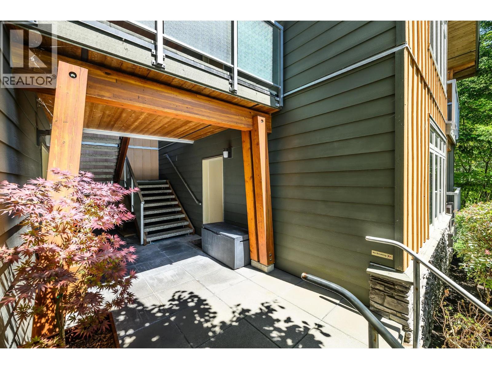 110 40147 Government Road, Squamish, British Columbia  V8B 0R6 - Photo 2 - R3131552