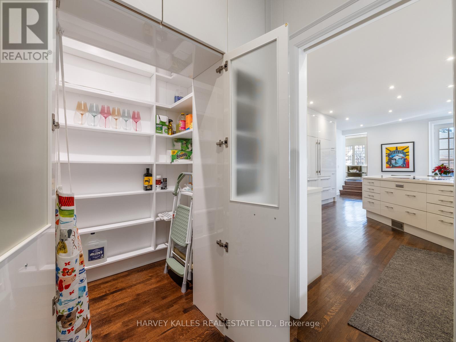 90 Old Forest Hill Road, Toronto, Ontario  M5P 2R5 - Photo 10 - C13234690