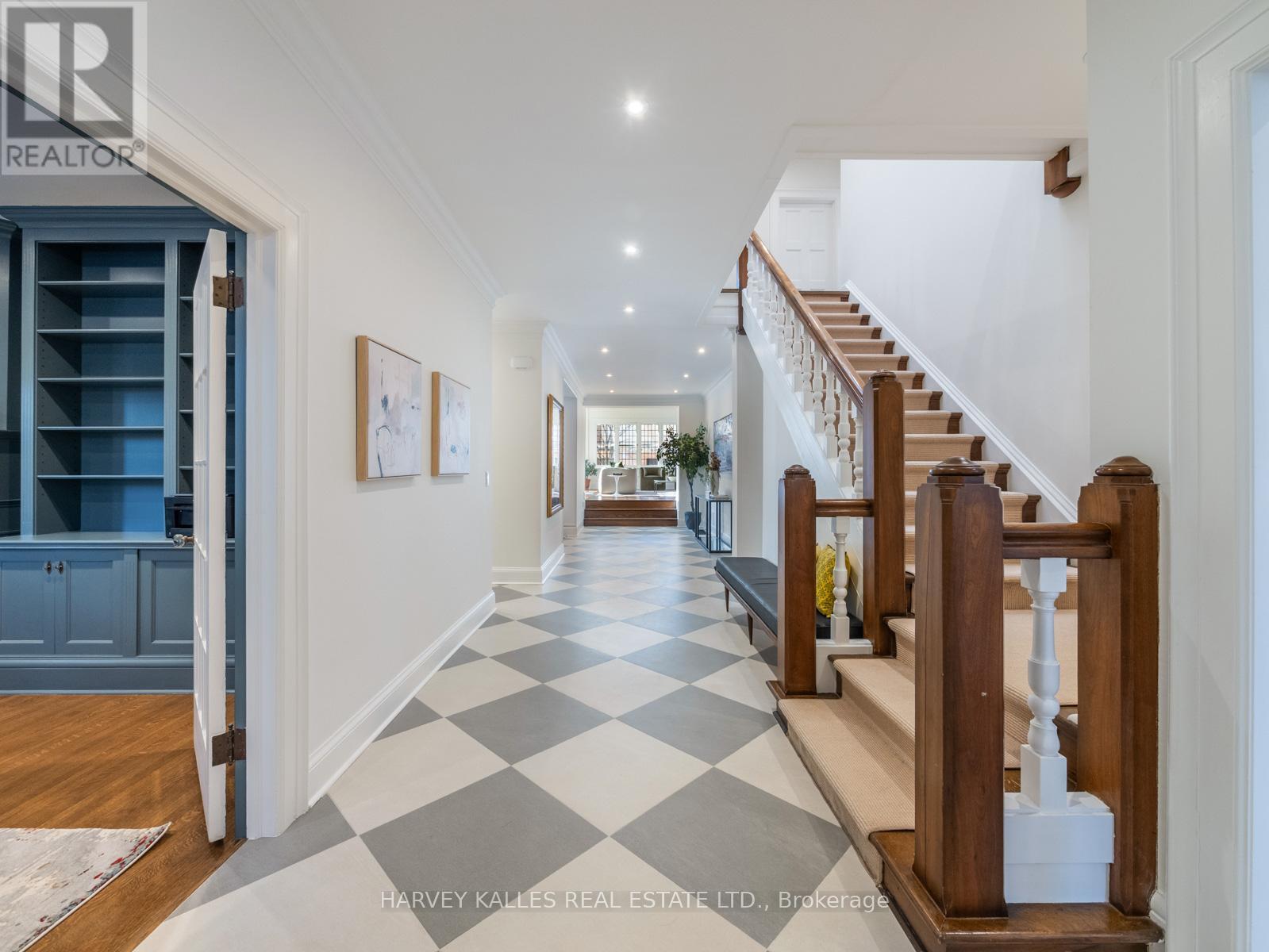 90 Old Forest Hill Road, Toronto, Ontario  M5P 2R5 - Photo 12 - C13234690