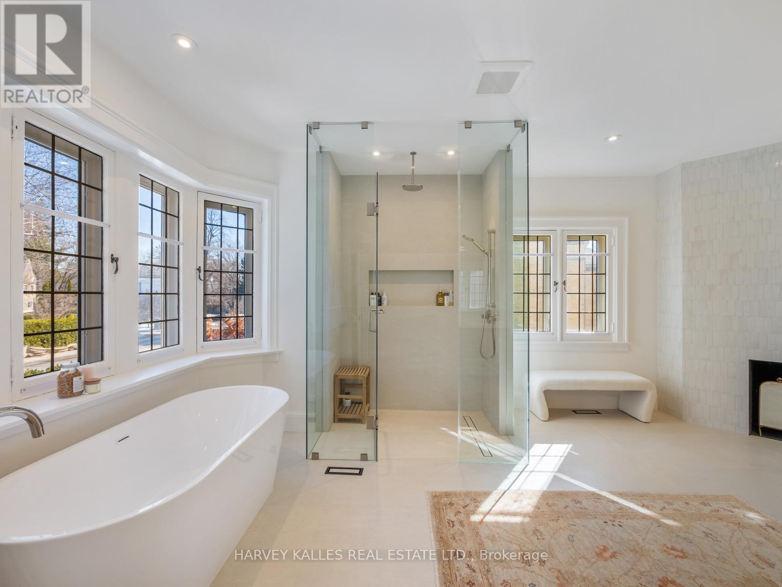 90 Old Forest Hill Road, Toronto, Ontario  M5P 2R5 - Photo 17 - C13234690