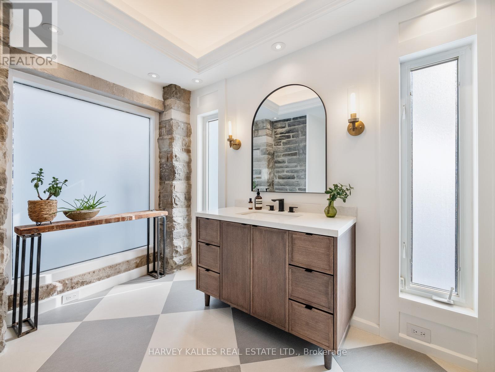 90 Old Forest Hill Road, Toronto, Ontario  M5P 2R5 - Photo 29 - C13234690
