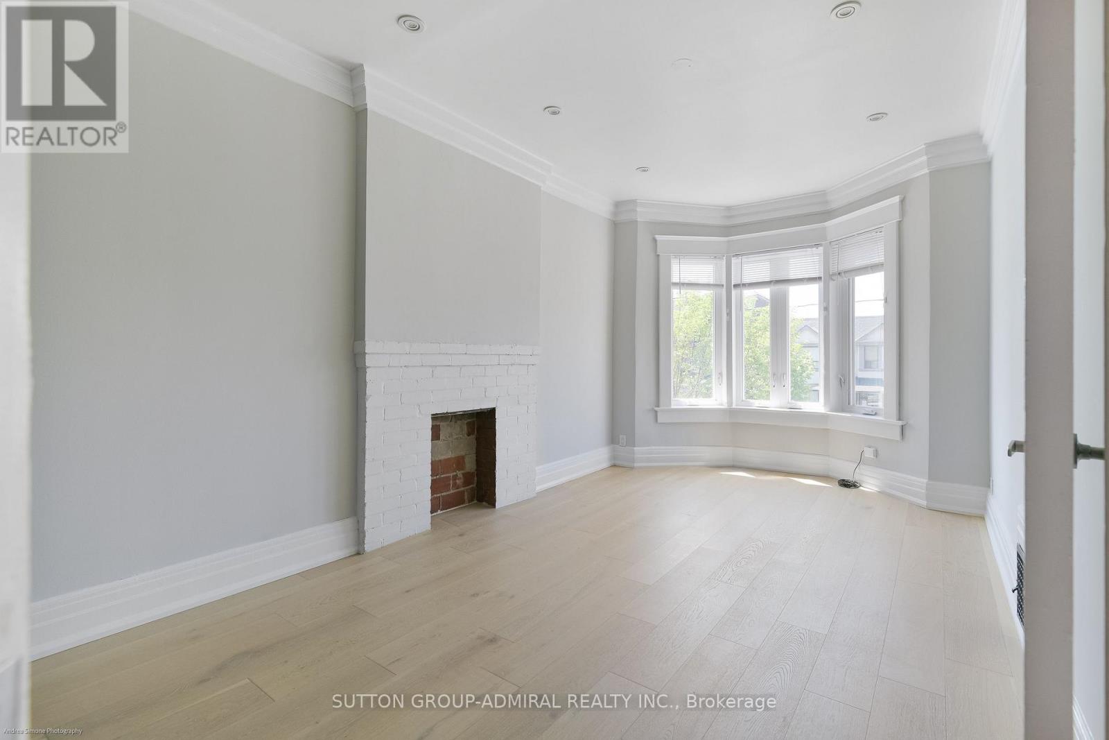 2nd & 3rd Floor - 481 Brock Avenue, Toronto, Ontario  M6H 3N8 - Photo 12 - C13234406