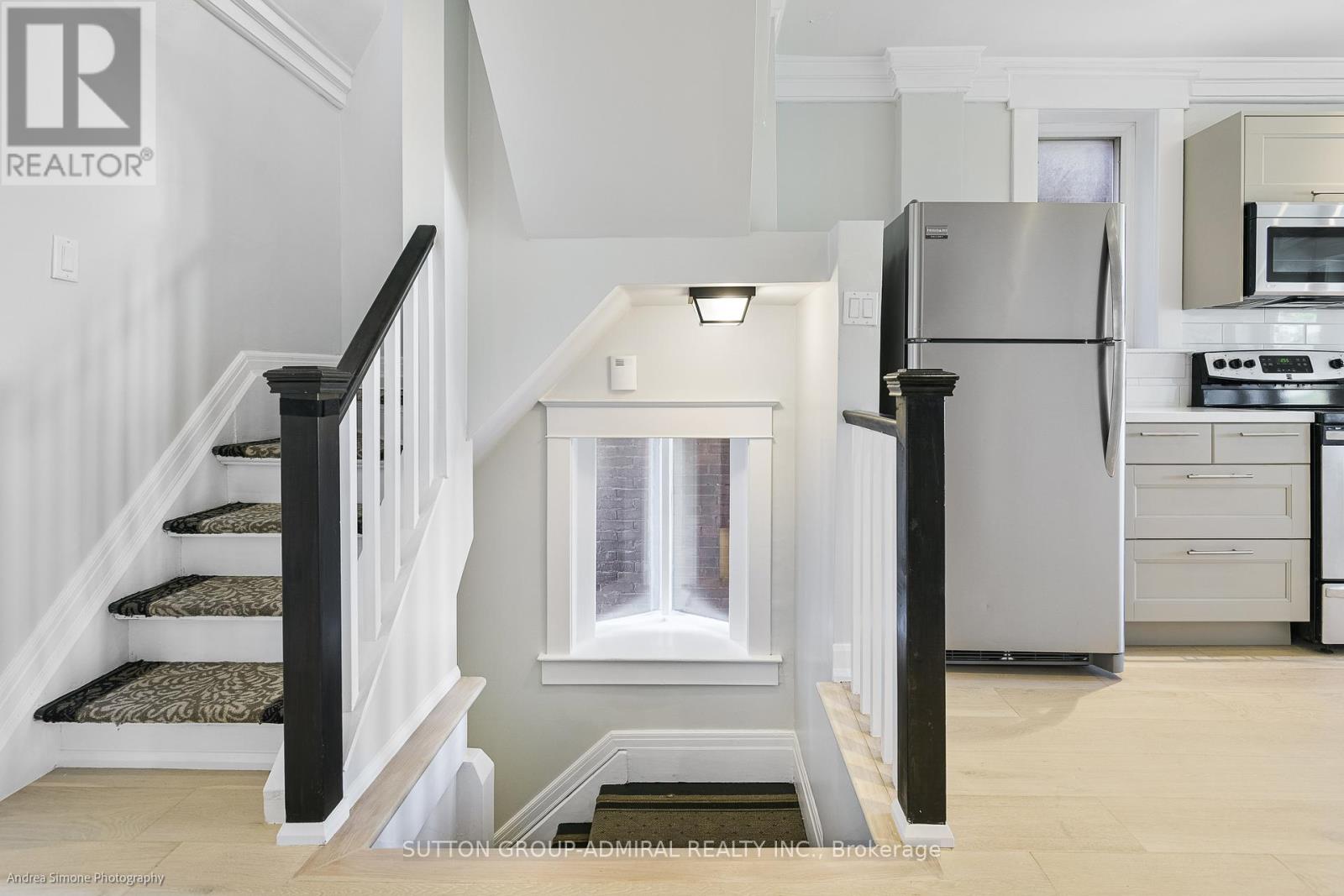 2nd & 3rd Floor - 481 Brock Avenue, Toronto, Ontario  M6H 3N8 - Photo 4 - C13234406