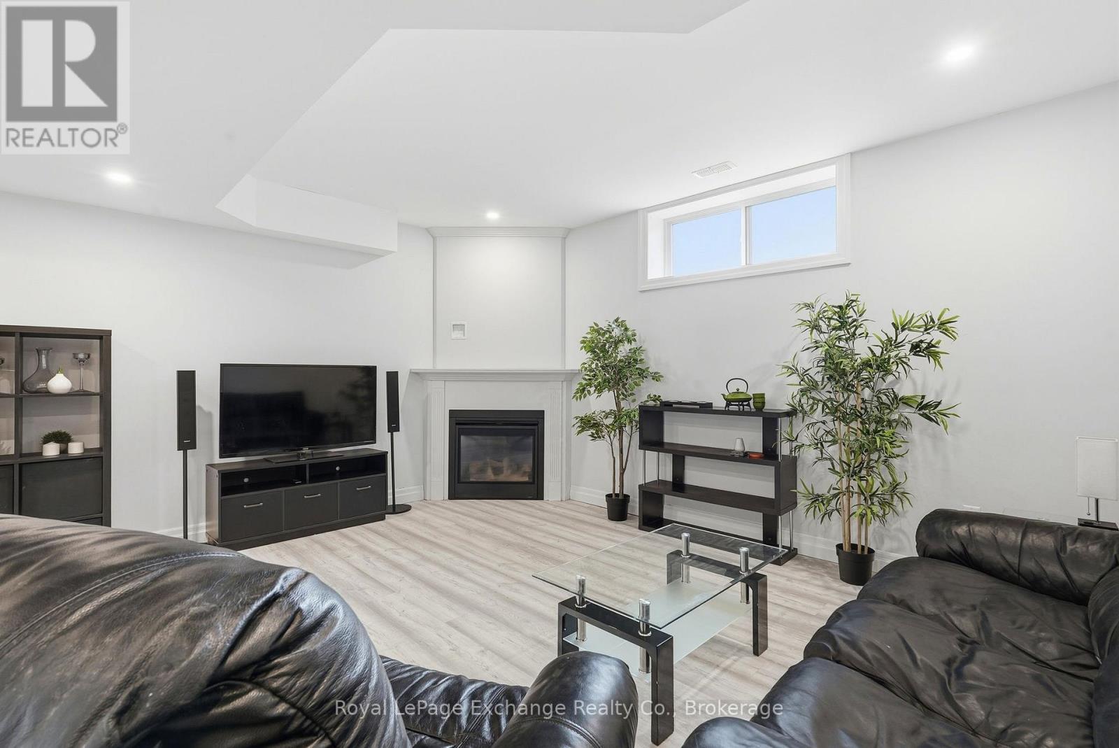 56 Chesley Street, Saugeen Shores, Ontario  N0H 2L0 - Photo 34 - X13234658