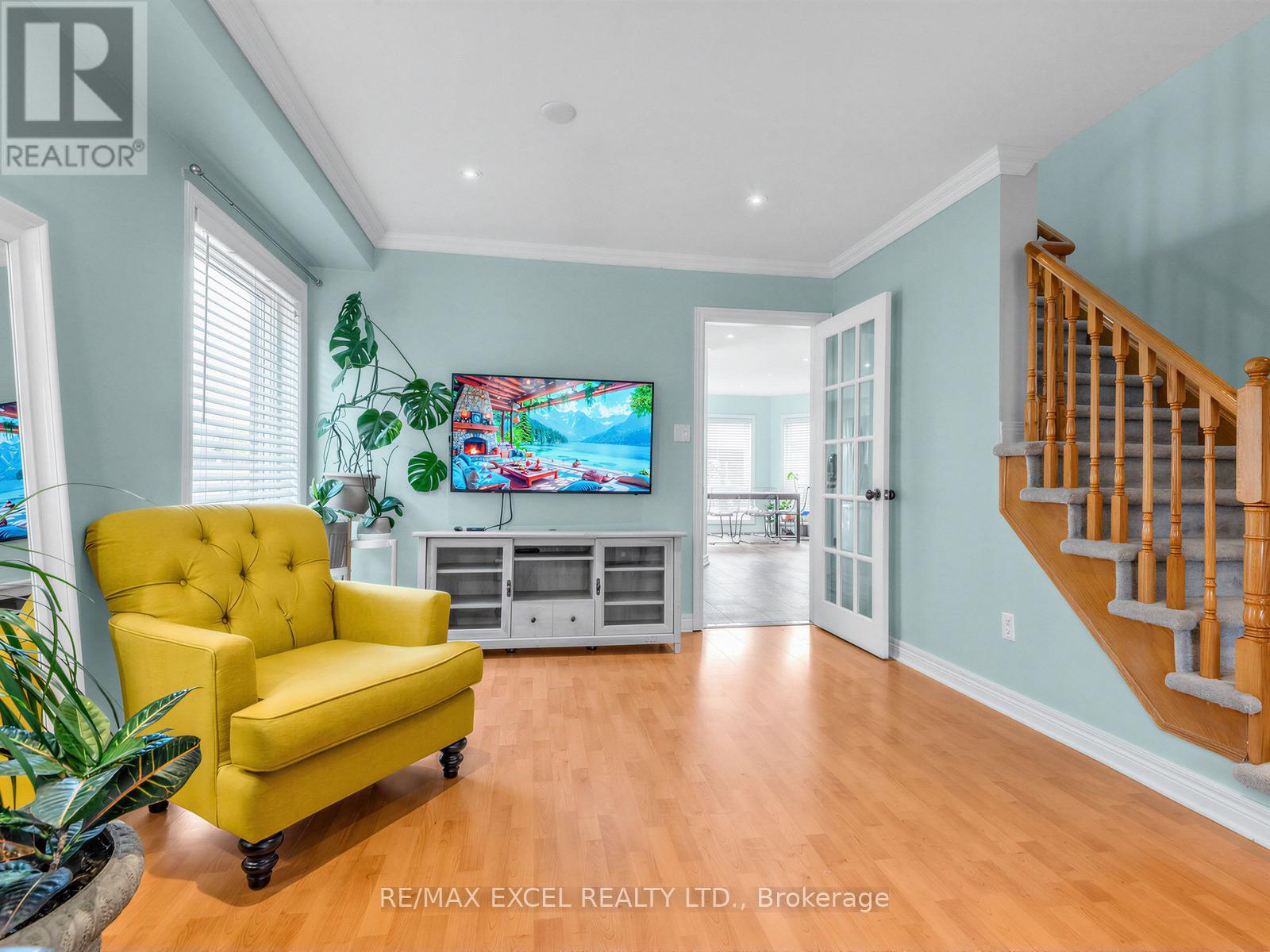 764 Craighurst Court, Pickering, Ontario  L1X 2W9 - Photo 4 - E13234548