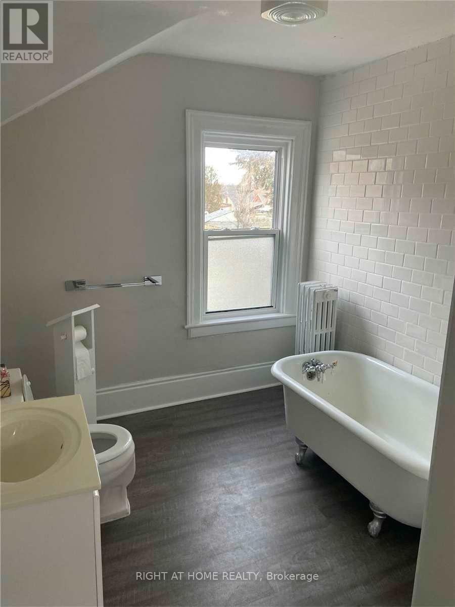 3 - 178 Adelaide Avenue E, Oshawa, Ontario  L1G 1Z4 - Photo 9 - E13234552