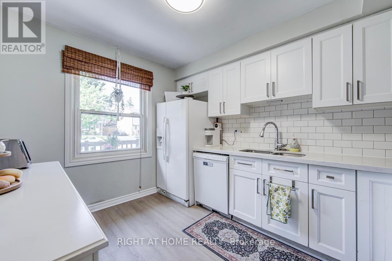 1153 Southdale Avenue N, Oshawa, Ontario  L1H 7Y9 - Photo 18 - E13234662