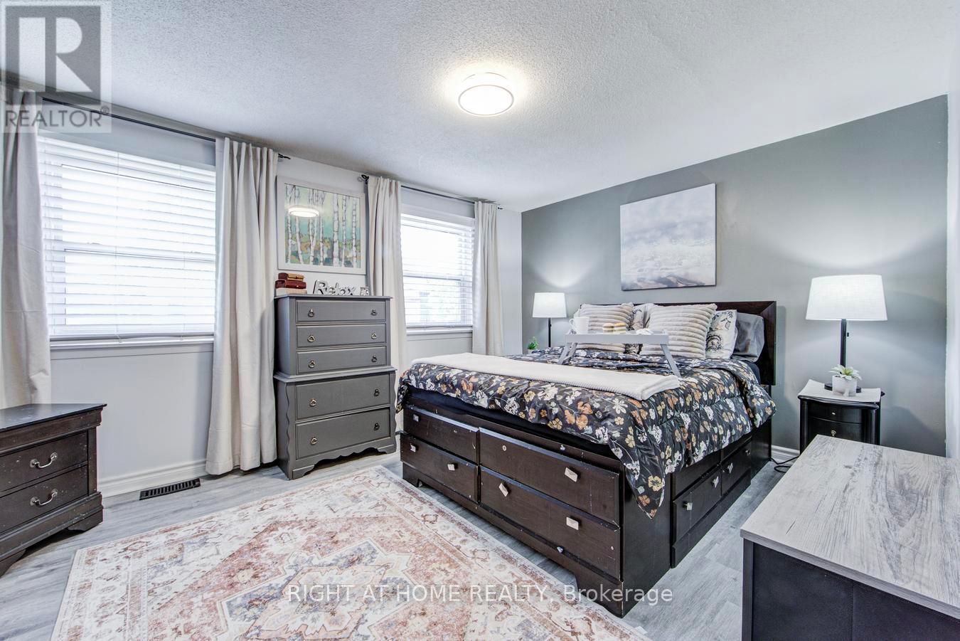 1153 Southdale Avenue N, Oshawa, Ontario  L1H 7Y9 - Photo 24 - E13234662