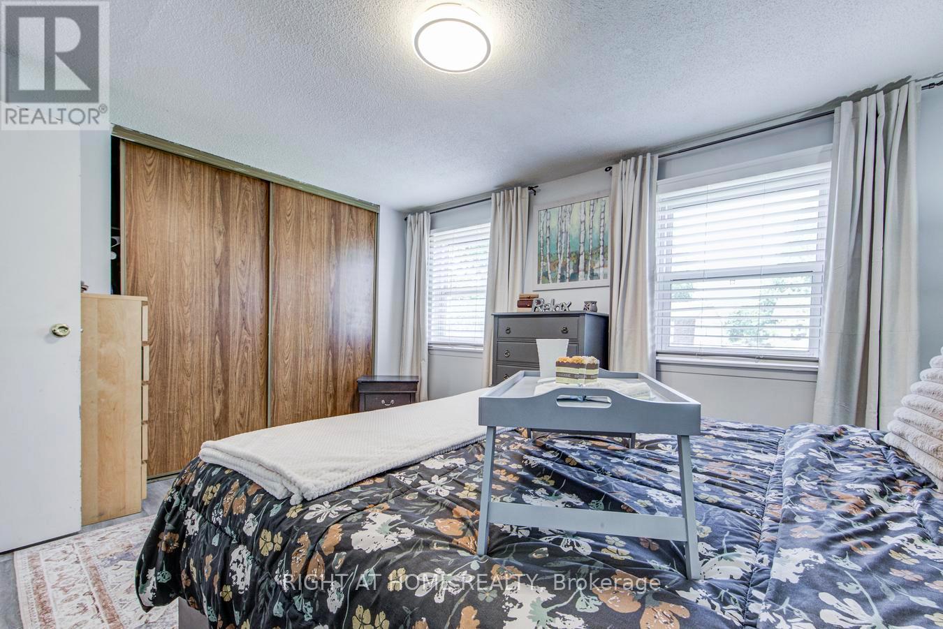 1153 Southdale Avenue N, Oshawa, Ontario  L1H 7Y9 - Photo 26 - E13234662
