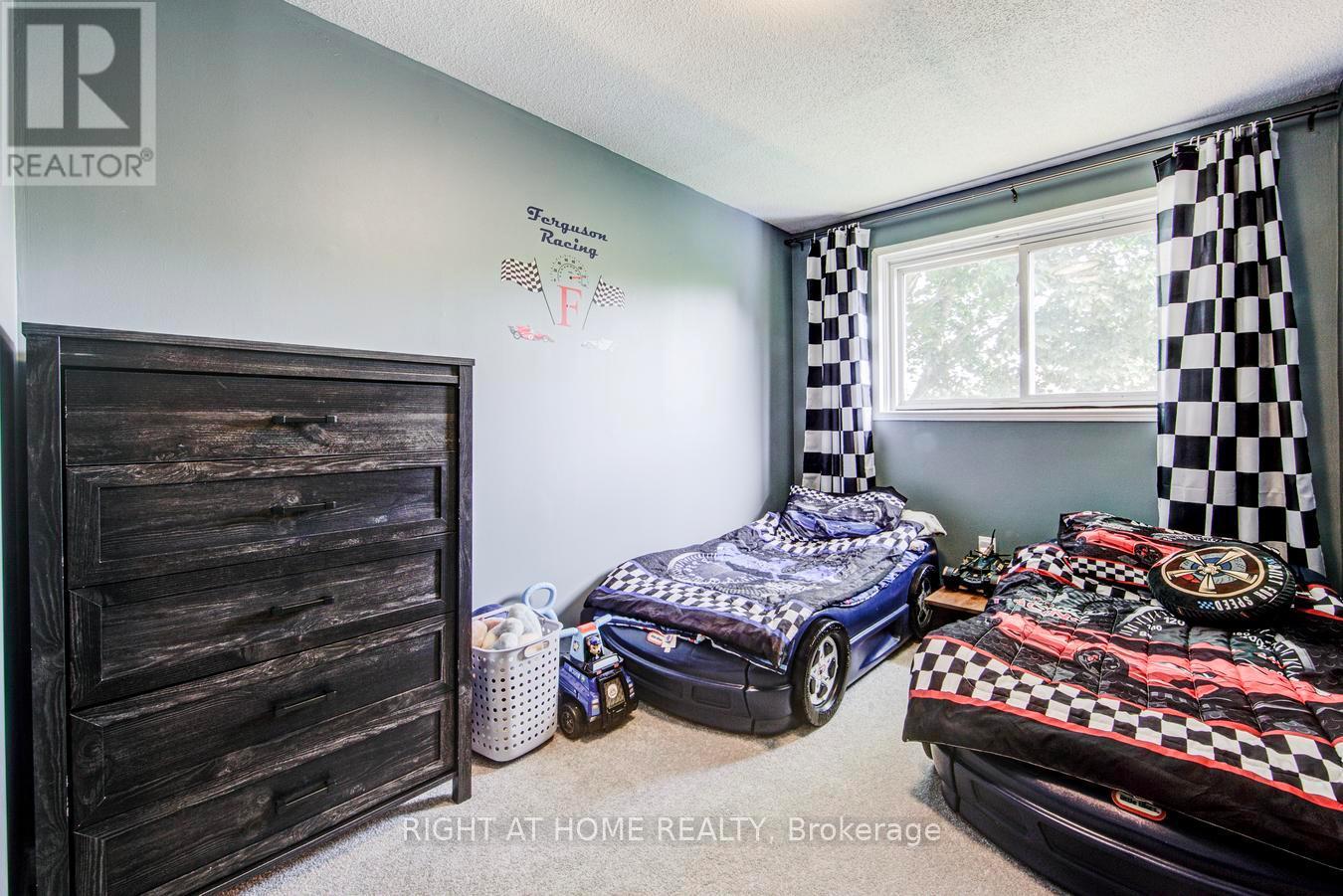 1153 Southdale Avenue N, Oshawa, Ontario  L1H 7Y9 - Photo 29 - E13234662