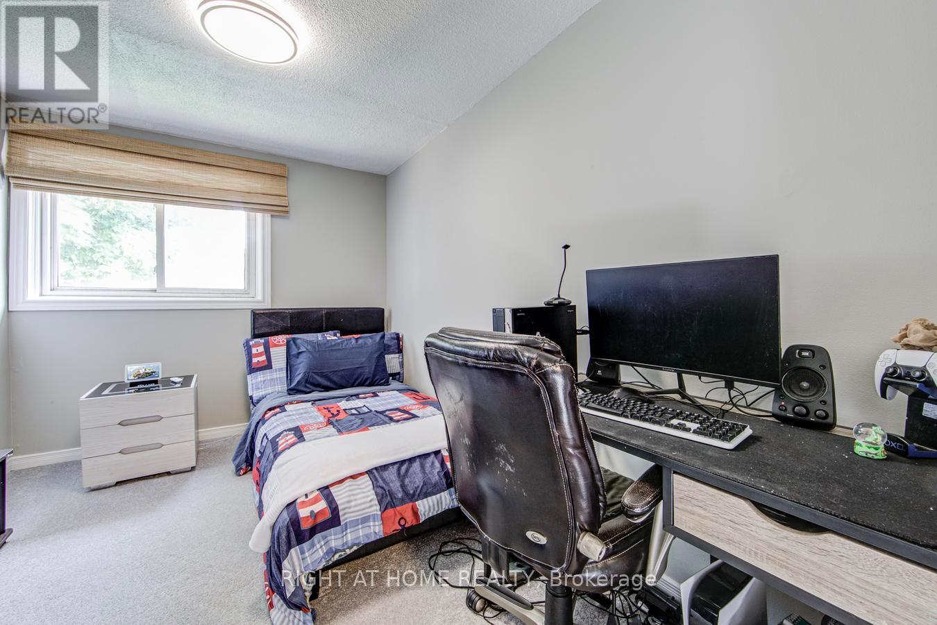 1153 Southdale Avenue N, Oshawa, Ontario  L1H 7Y9 - Photo 31 - E13234662