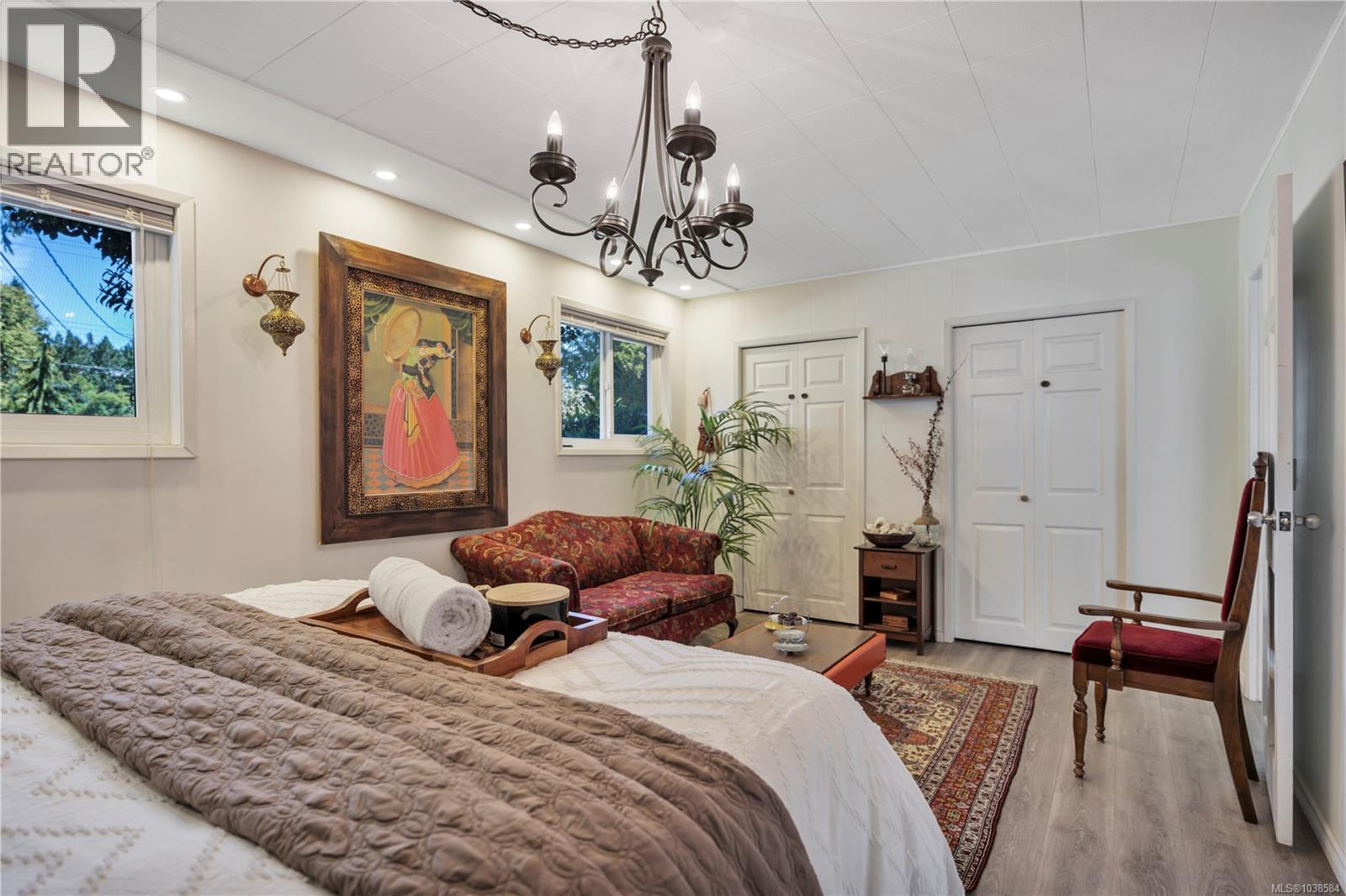 Listing image 55