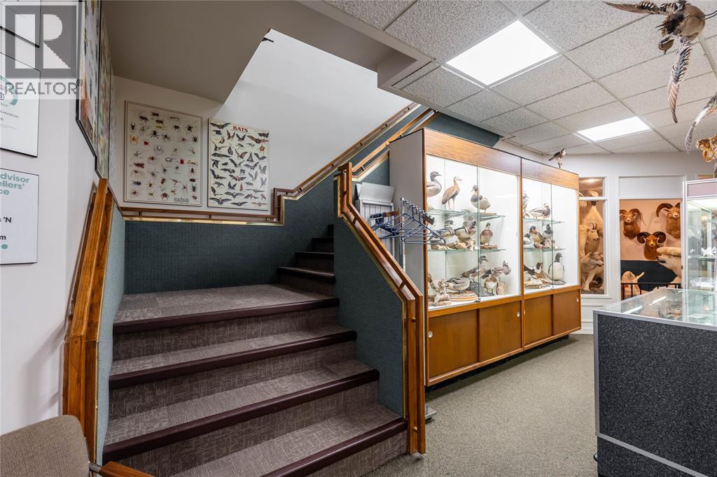 223 Christina Street North, Sarnia, Ontario  N7T 5V1 - Photo 16 - 26013005