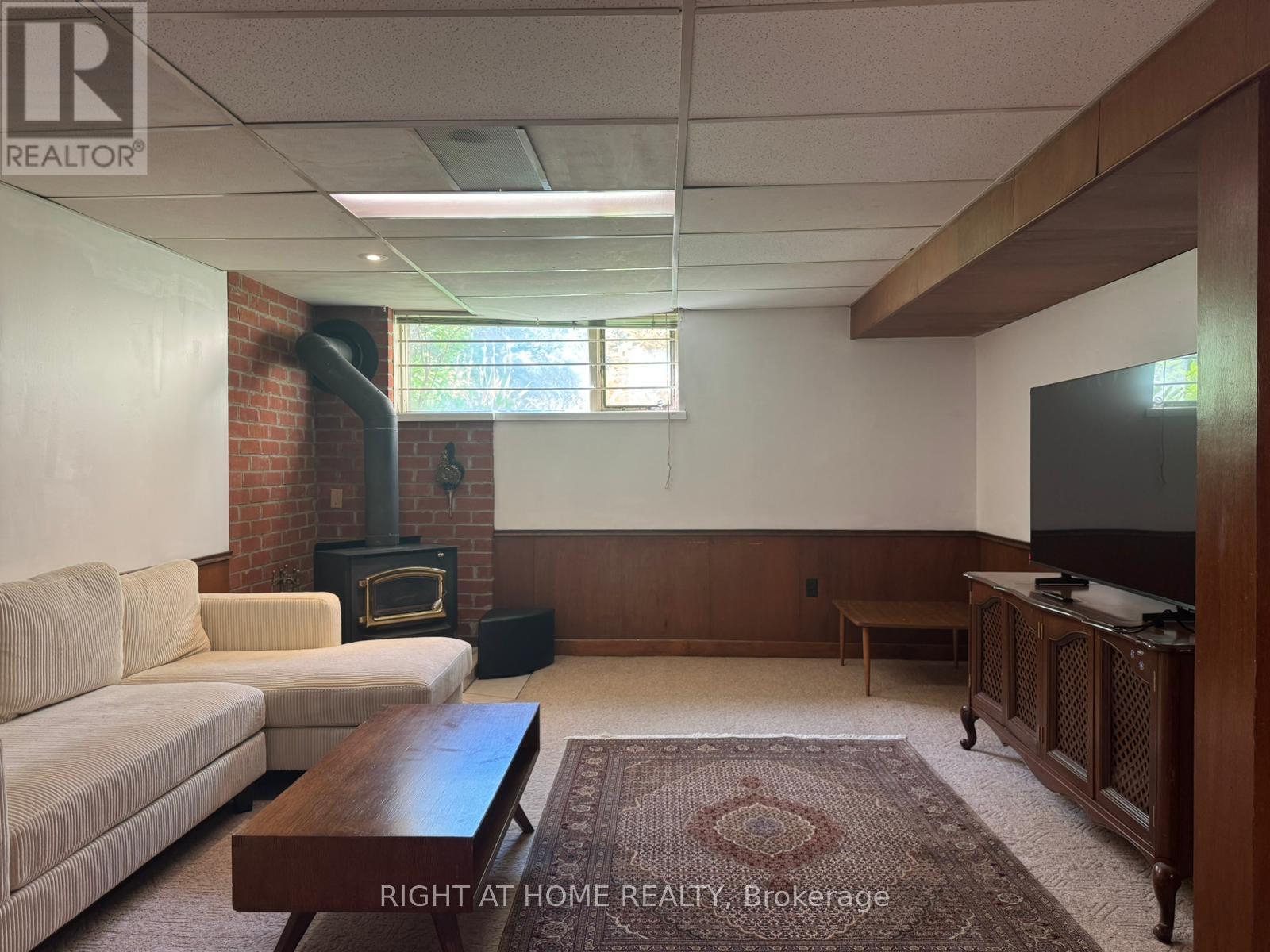 BASEMENT - 39 STARLIGHT CRESCENT, Richmond Hill, Ontario