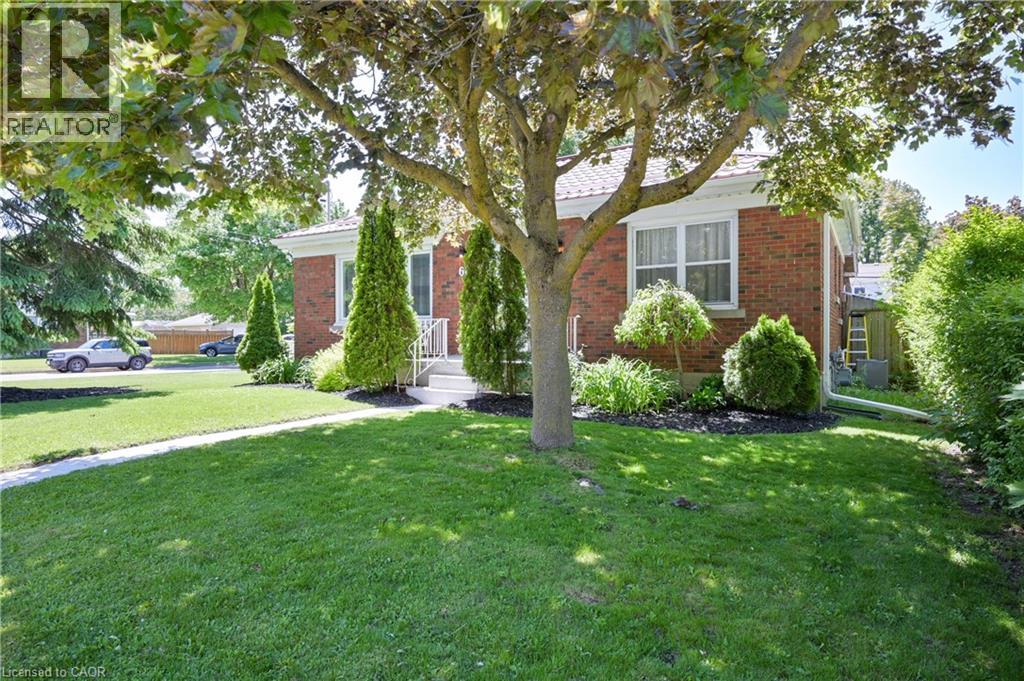 60 Scrimger Avenue, Cambridge, Ontario  N1R 4W1 - Photo 3 - 40836045