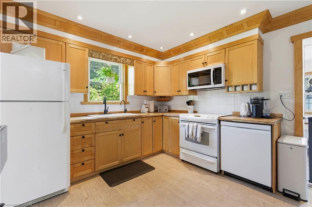 60 Scrimger Avenue, Cambridge, Ontario  N1R 4W1 - Photo 8 - 40836045