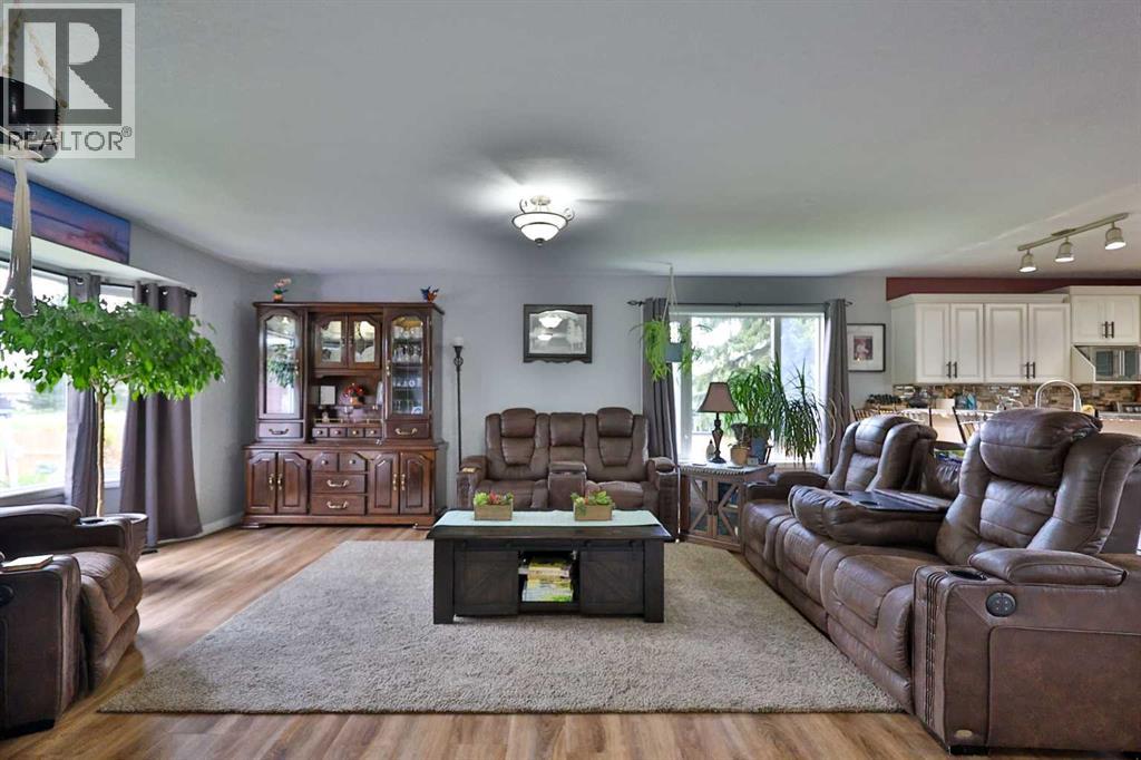 20 N 1a Street, Magrath, Alberta  T0K 1J0 - Photo 18 - A2312863